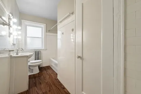 8235 South Indiana Avenue Chicago IL 60619