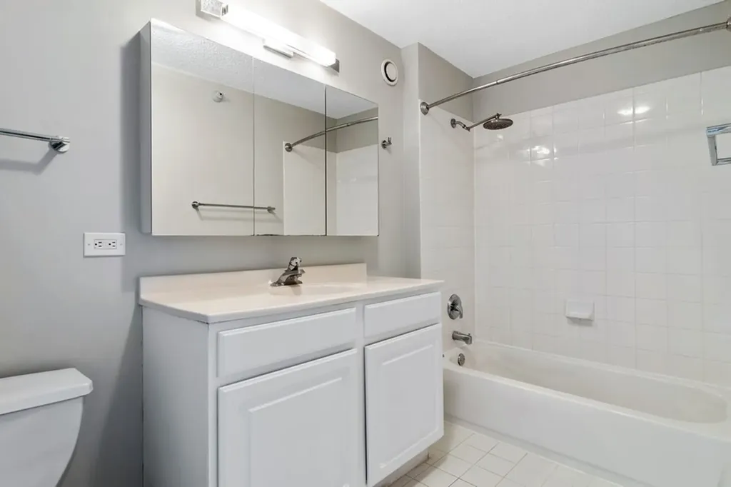 545 North Dearborn Street Chicago IL 60654