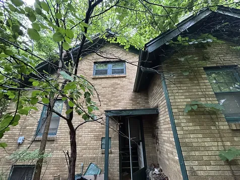 1825 Grant Avenue Rockford IL 61103