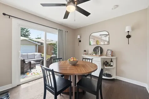 683 Sandy Lane Des Plaines IL 60016