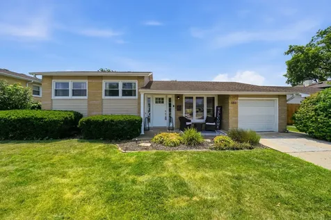 683 Sandy Lane Des Plaines IL 60016