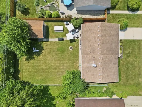 683 Sandy Lane Des Plaines IL 60016