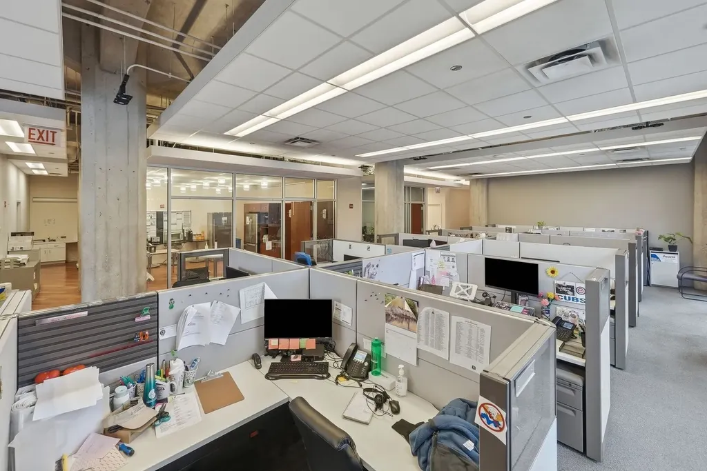 210 South Desplaines Street Chicago IL 60661