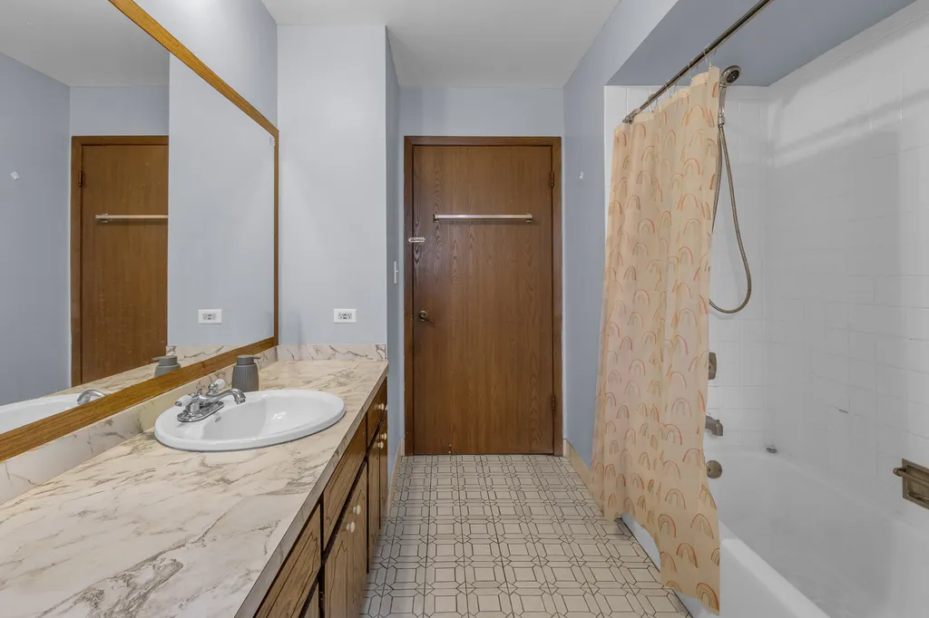 7736 West 157th Place Orland Park IL 60462