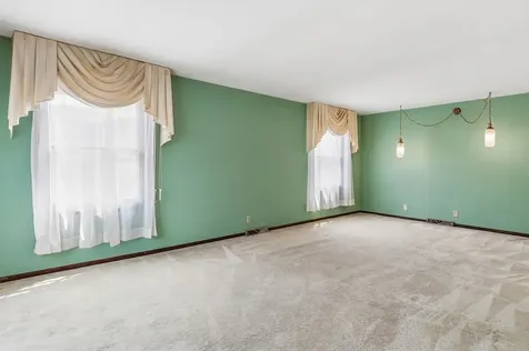151 Muehl Street Lockport IL 60441