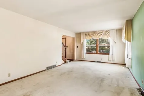 151 Muehl Street Lockport IL 60441