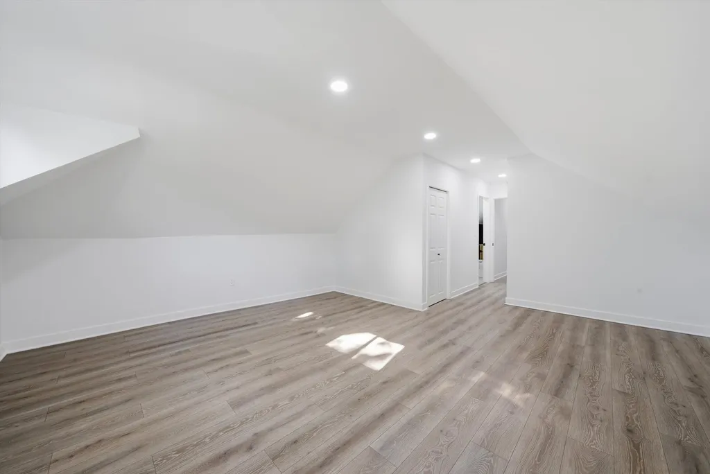 8219 South Throop Street Chicago IL 60620