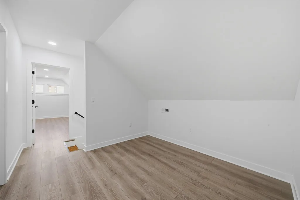 8219 South Throop Street Chicago IL 60620