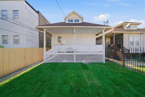 8219 South Throop Street Chicago IL 60620