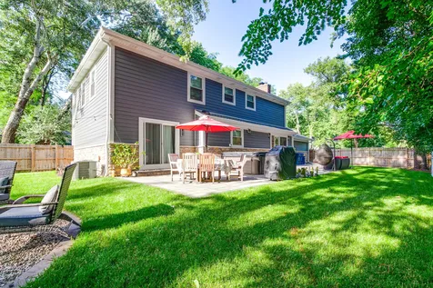 2759 Royal Drive Northbrook IL 60062