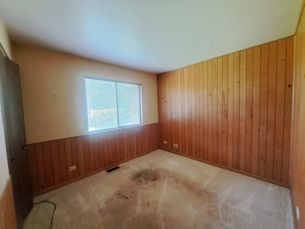 1232 Plum Tree Court Schaumburg IL 60193