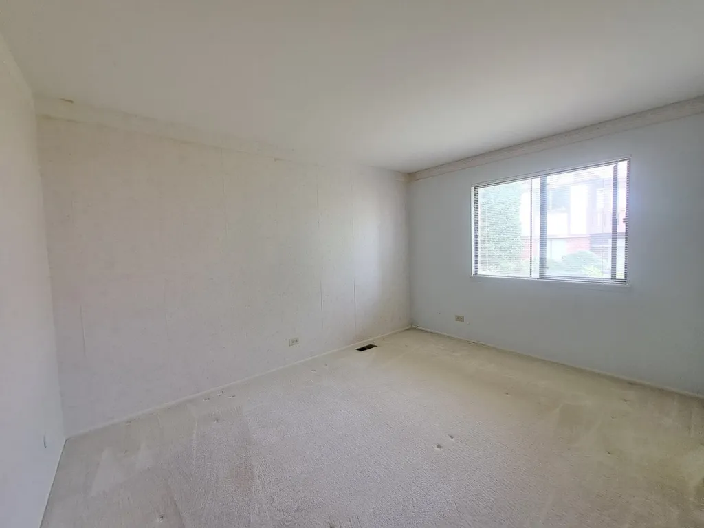 1232 Plum Tree Court Schaumburg IL 60193