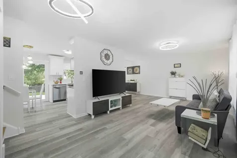 1115 Brandywyn Lane Buffalo Grove IL 60089