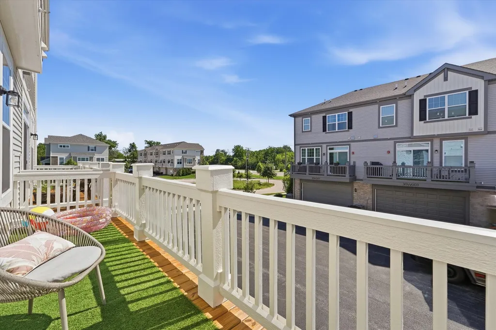 30W023 Brayman Court Naperville IL 60563