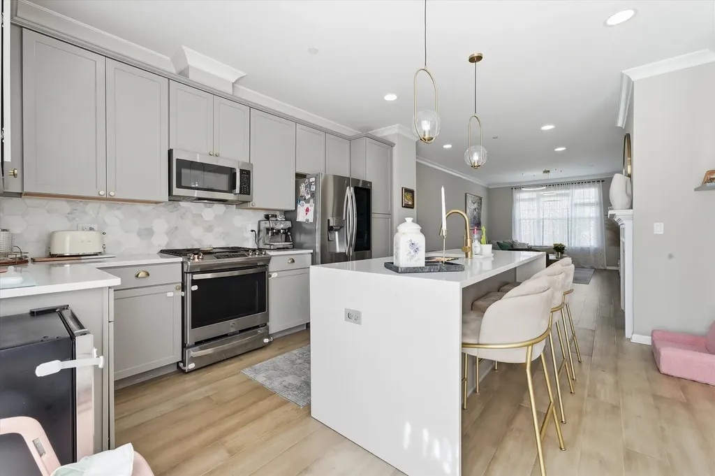 30W023 Brayman Court Naperville IL 60563