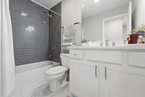 30W023 Brayman Court Naperville IL 60563