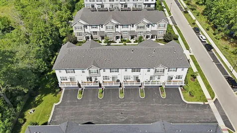 30W023 Brayman Court Naperville IL 60563