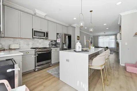 30W023 Brayman Court Naperville IL 60563