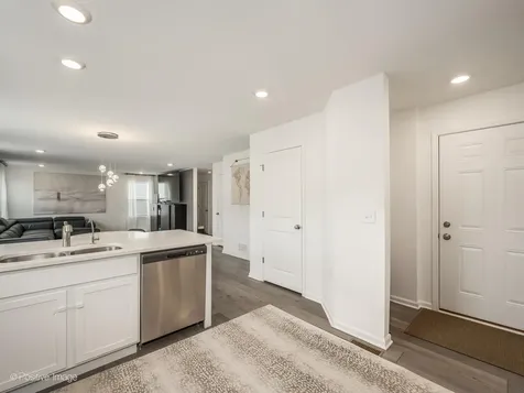 444 Radcliff Lane South Elgin IL 60177