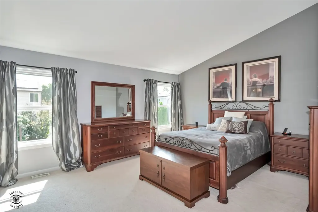 9035 Westminster Drive Woodridge IL 60517
