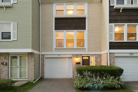 1809 Dumont Lane Schaumburg IL 60194
