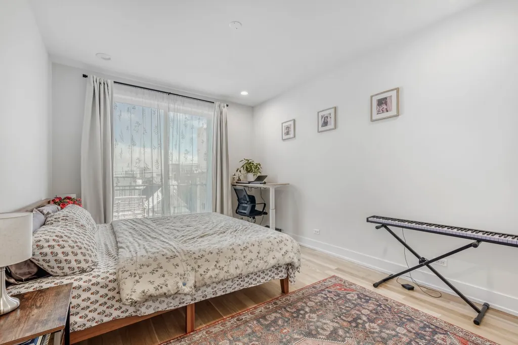 1707 South Jefferson Street Chicago IL 60616