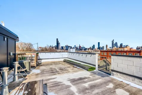 1707 South Jefferson Street Chicago IL 60616