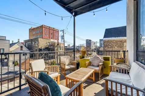 1707 South Jefferson Street Chicago IL 60616