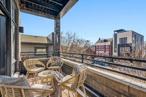 1707 South Jefferson Street Chicago IL 60616