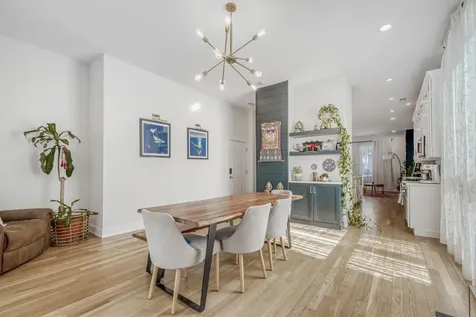 1707 South Jefferson Street Chicago IL 60616