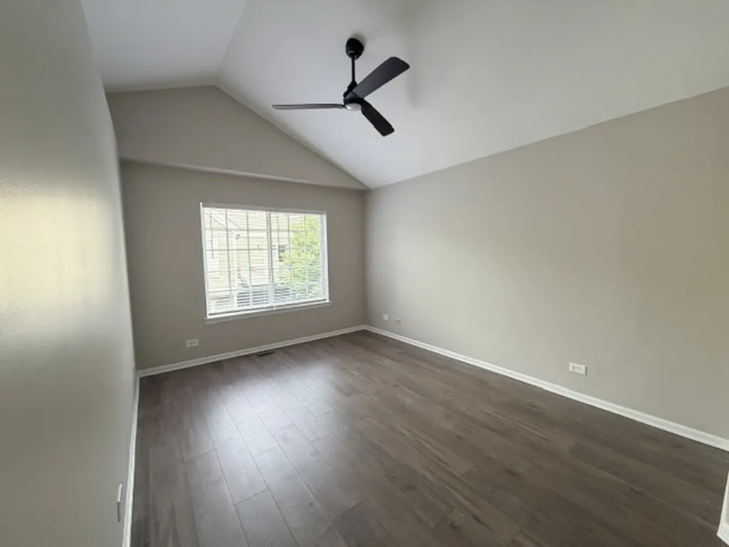 2350 Twilight Drive Aurora IL 60503
