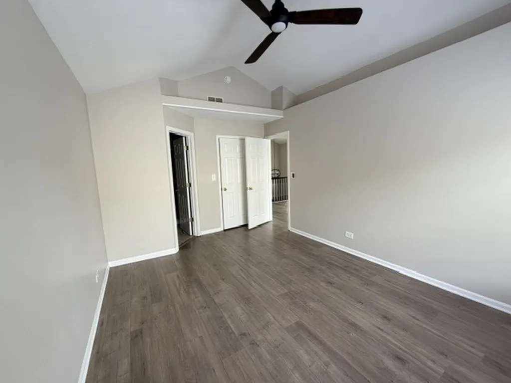 2350 Twilight Drive Aurora IL 60503