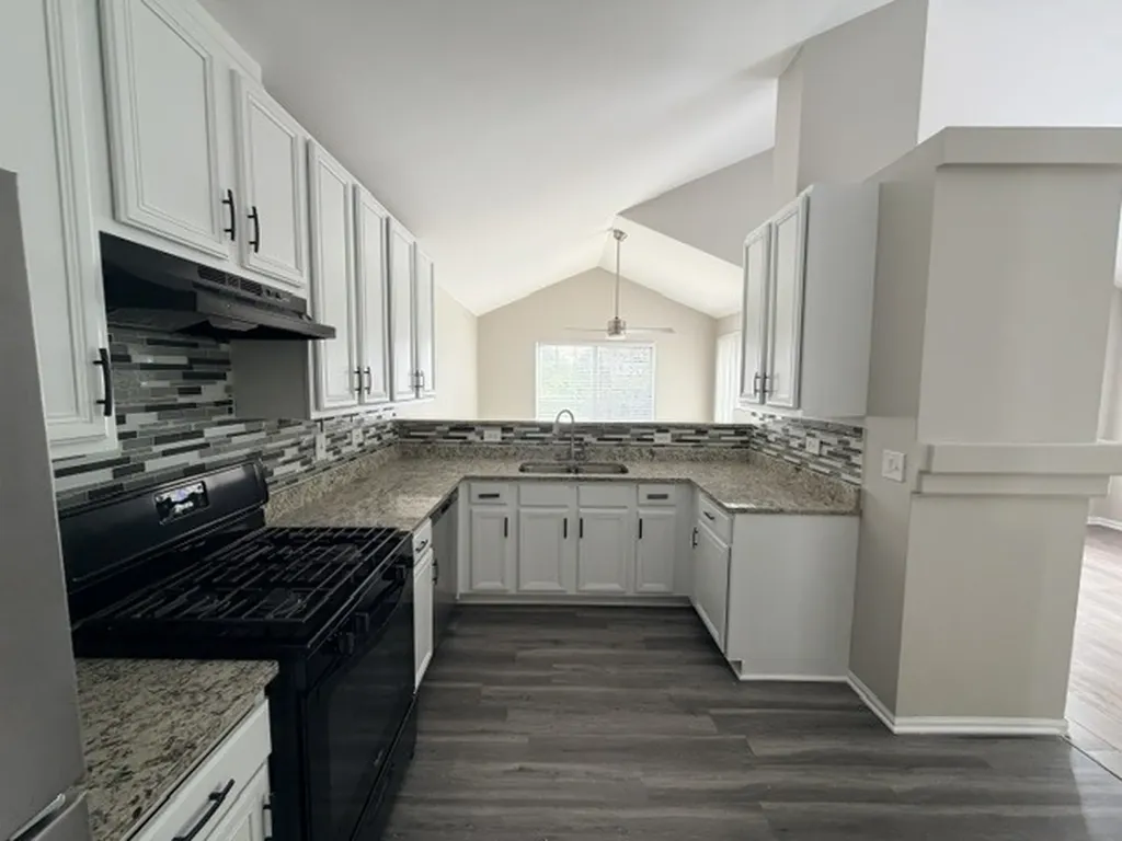 2350 Twilight Drive Aurora IL 60503