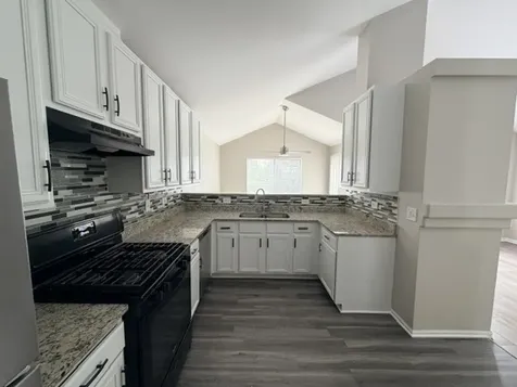 2350 Twilight Drive Aurora IL 60503