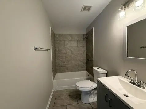 2350 Twilight Drive Aurora IL 60503