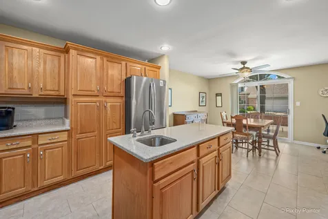 5615 Chesapeake Drive Mchenry IL 60050