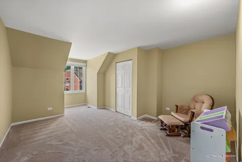 5615 Chesapeake Drive Mchenry IL 60050