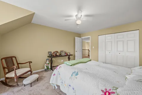 5615 Chesapeake Drive Mchenry IL 60050