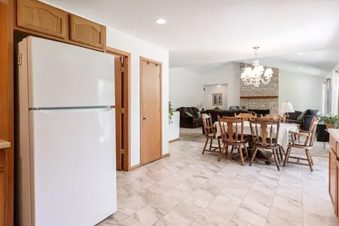 7423 Cunningham Road Rockford IL 61102