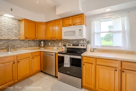 108 Shirley Avenue Rochelle IL 61068