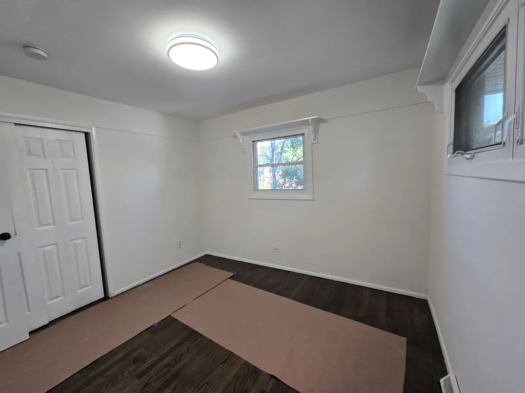 58 East 55th Street Westmont IL 60559