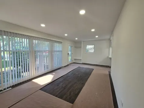 58 East 55th Street Westmont IL 60559