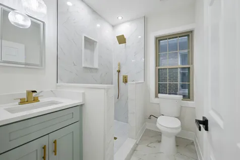 5218 West 55th Street Chicago IL 60638