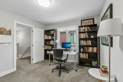 2813 South Grove Street Chicago IL 60608