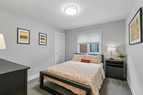 2813 South Grove Street Chicago IL 60608