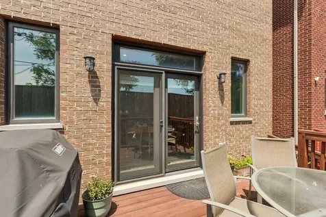 2813 South Grove Street Chicago IL 60608