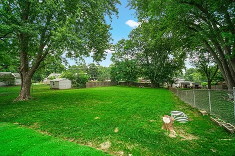 961 North Midlothian Road Mundelein IL 60060