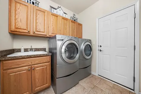 1553 Ashbury Place Lemont IL 60439
