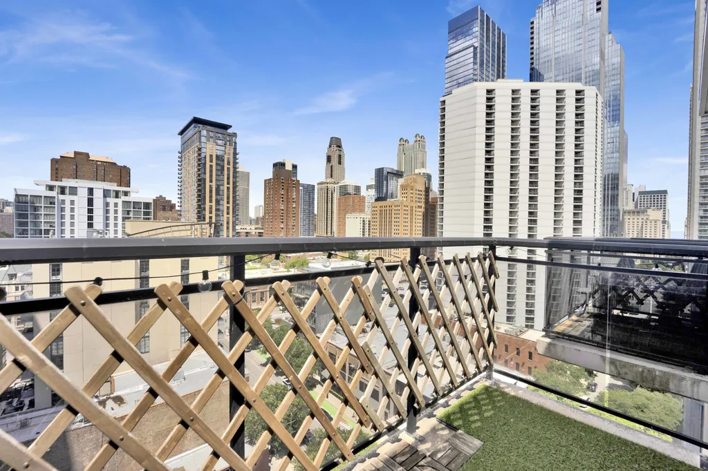 101 West Superior Street Chicago IL 60654