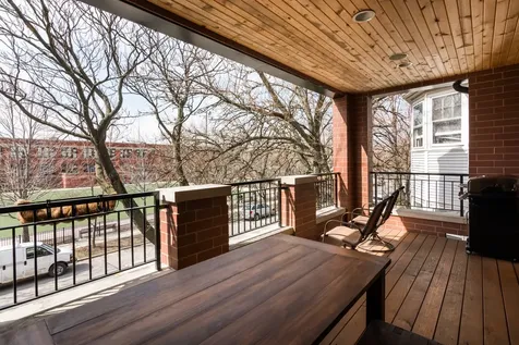 3315 North Seminary Avenue Chicago IL 60657
